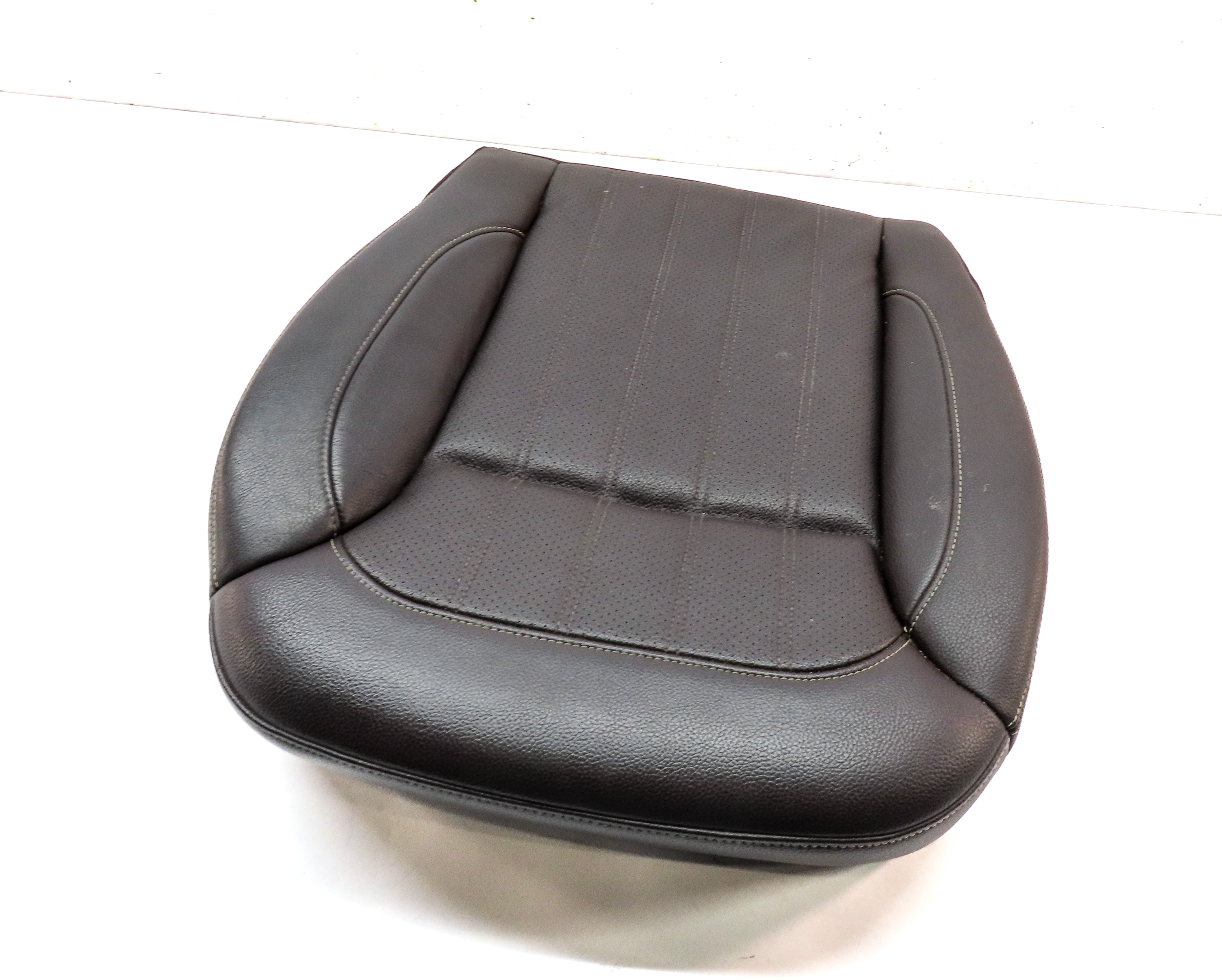 2016 MERCEDES GLE350 W166 FRONT RIGHT LOWER HEATED STANDARD SEAT CUSHION (BROWN) — exact item pictured
